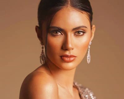 Filipina Gazini Ganados ascends her fashion game for Miss Universe 2019