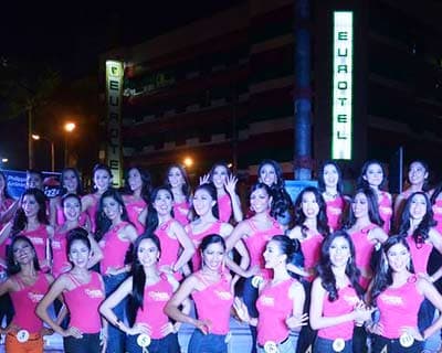 Binibining Pilipinas 2015 contestants celebrate Chinese New Year