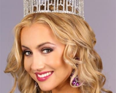 Meet Renee Wronecki Miss Illinois USA 2015