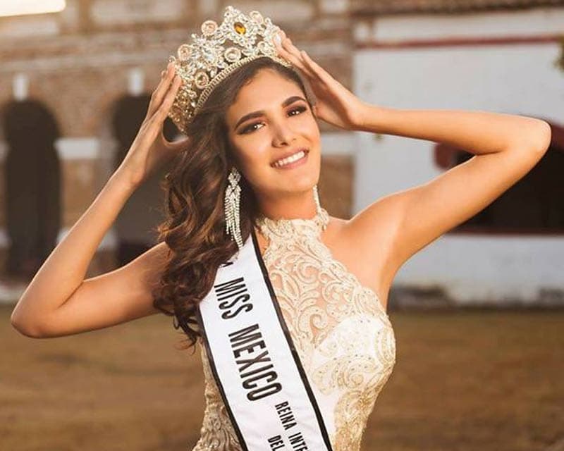 Phegda Bustillo crowned Reinado Internacional del Café Mexico 2018