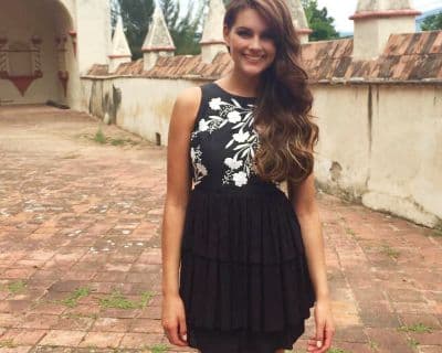 Rolene Strauss, Miss World 2014 is engaged to her long term boyfriend
