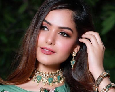 Simran Sharma to represent India at Miss Grand International 2020