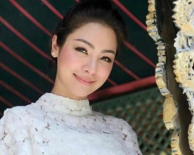 Check out this superb fashion video of Thailand’s Supaporn Malisorn