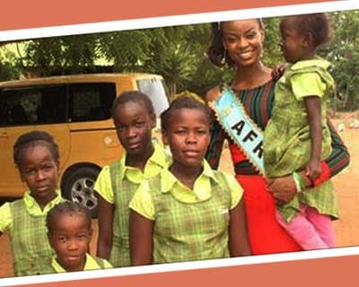 Evelyn Njambi awards scholarships to 5 kids of a family!