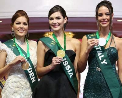 Miss Earth Group 2 Gown Contest Winners announced