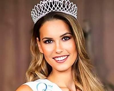 Justine Dubois crowned Miss Poitou Charentes 2020 for Miss France 2021
