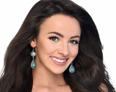Nicolette Peloquin crowned as Miss Rhode Island 2017 for Miss America 2018