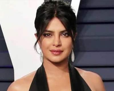 Priyanka Chopra collaborates with Mindy Kaling and Dan Goor for a wedding comedy film