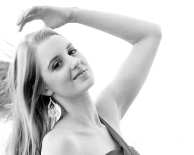 Rachel Millns crowned Miss Universe New Zealand 2014