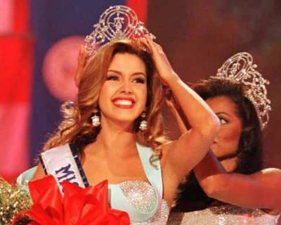 Former Miss Universe Alicia Machado Becomes US Citizen to Vote against Donald Trump