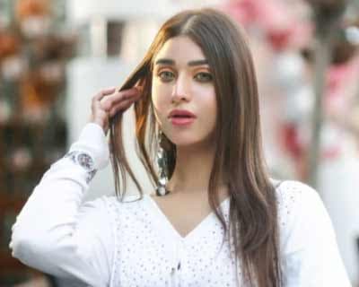 Sana Azmat Hayat to represent Pakistan at Miss Global 2022