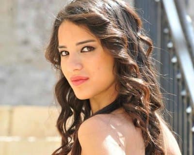 Carole Kahwagi crowned as Miss Earth Lebanon 2016