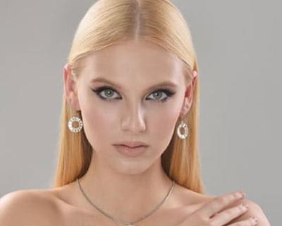 Kateřina Šimonková to represent Czech Republic at Miss Aura International 2021