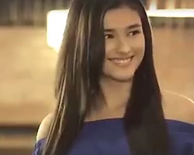 Pia Wurtzbach praises Liza Soberano’s performance in "Maalaala Mo Kaya"