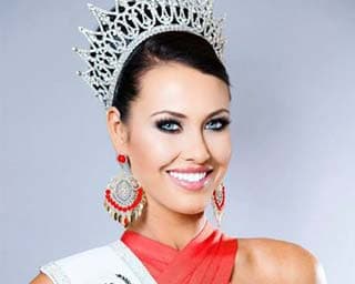 Elizabeth Safrit crowned Miss World United States 2014