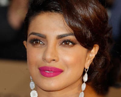 Priyanka Chopra Miss World 2000 On Oscar stage as presenter