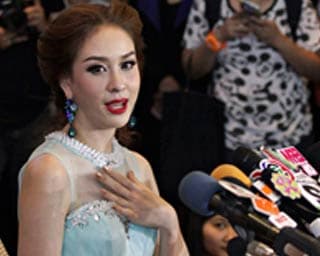 Weluree Ditsayabut - Miss Universe Thailand 2014 - relinquished her crown