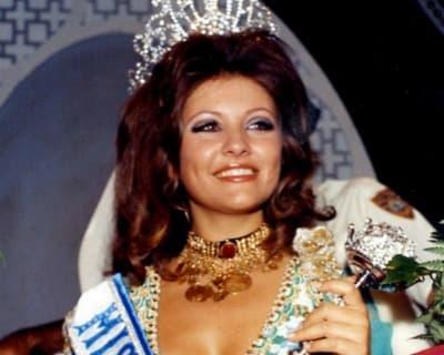Lebanon on the way to ace Miss Universe and Miss World 2015