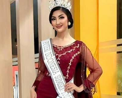 Extika Florenza crowned Puteri Indonesia Sumatera Selatan 2021/2022 for Puteri Indonesia 2022