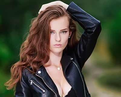 Nadine Pfaffeneder crowned Miss Earth Austria 2020