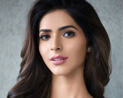 Here is why Pankhuri Gidwani is a Great Choice for Miss Grand International 2016