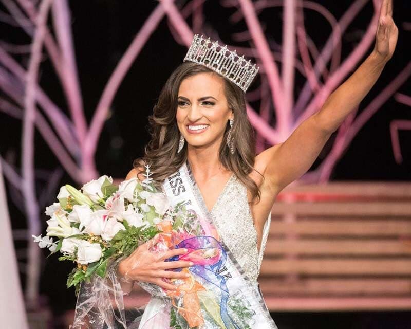 Lauren Vizza crowned Miss Louisiana USA 2018 for Miss USA 2018