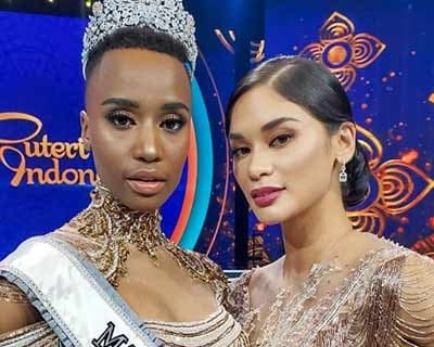 Pride of Philippines Pia Wurtzbach meets Jewel of Africa Zozibini Tunzi for the first time