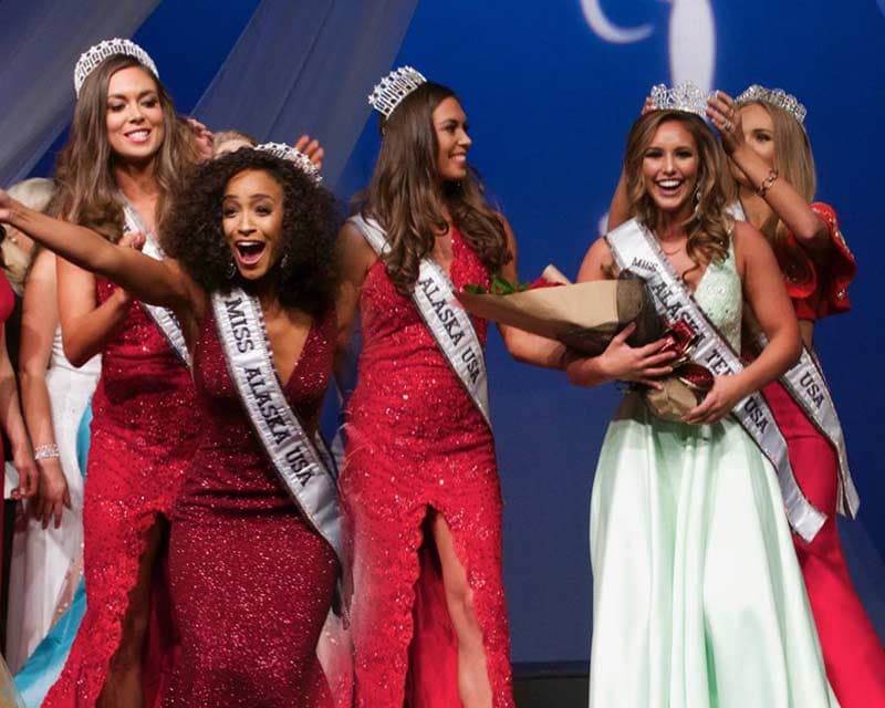 Brooke Johnson crowned Miss Alaska USA 2018 for Miss USA 2018