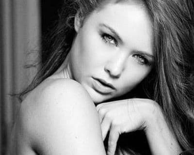 Tess Alexander crowned Miss World Australia 2015