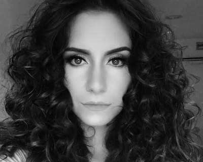 Kimberly Budinsky crowned as Miss Earth Austria 2016