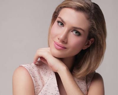 Mireia Lalaguna featured on HighEnd Magazine with Miss Indonesia 2016