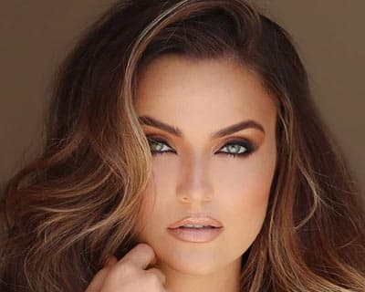 Courtney Lynne Smits crowned Miss Virginia USA 2019 for Miss USA 2019