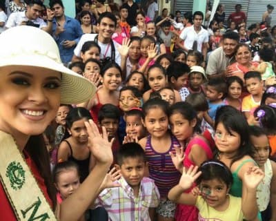 Katherine Espin celebrates Christmas with her city children
