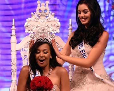 Elizabeth Grant crowned as Miss World England 2016