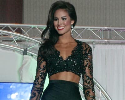 Chelsea Hardin crowned Miss Hawaii USA 2016
