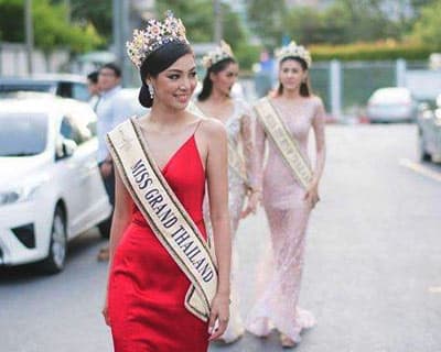 Supaporn Malisorn steals the show at Maya Awards 2016