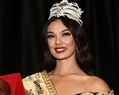 Lorinda Kolgeci of Kosovo crowned The Miss Globe 2020