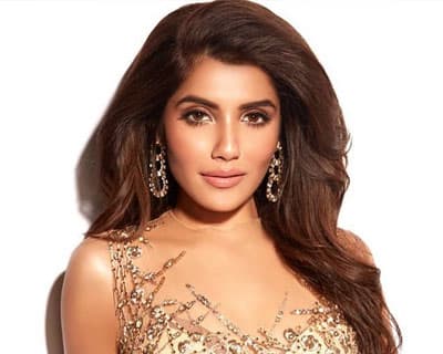 Aditi Hundia gets close and personal in her Miss Supranational 2018 Introduction Video