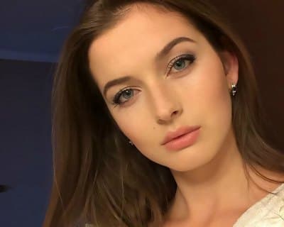 Anna Zaiachkivska Miss World Ukraine 2013 suffered domestic abuse