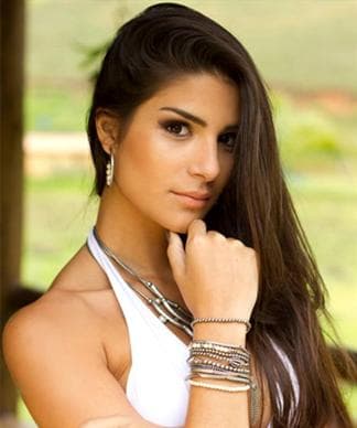 Júlia Horta