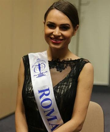Elena Zama