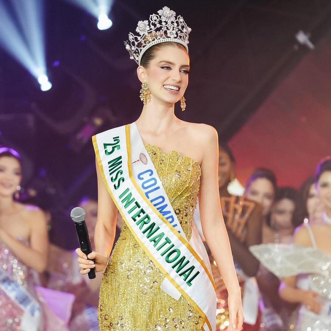 Catalina Duque in a strapless gold sequin gown at Miss International 2025