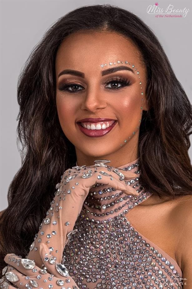 Chanel Ebhulu