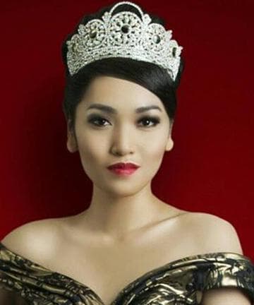 Raden Roro Sheryltha Pratyscha
