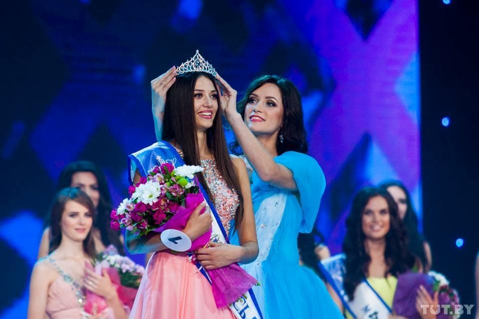 Polina Borodacheva crowned as Miss Belarus 2016 (Photo Credits: Miss Belarus /Facebook Official)