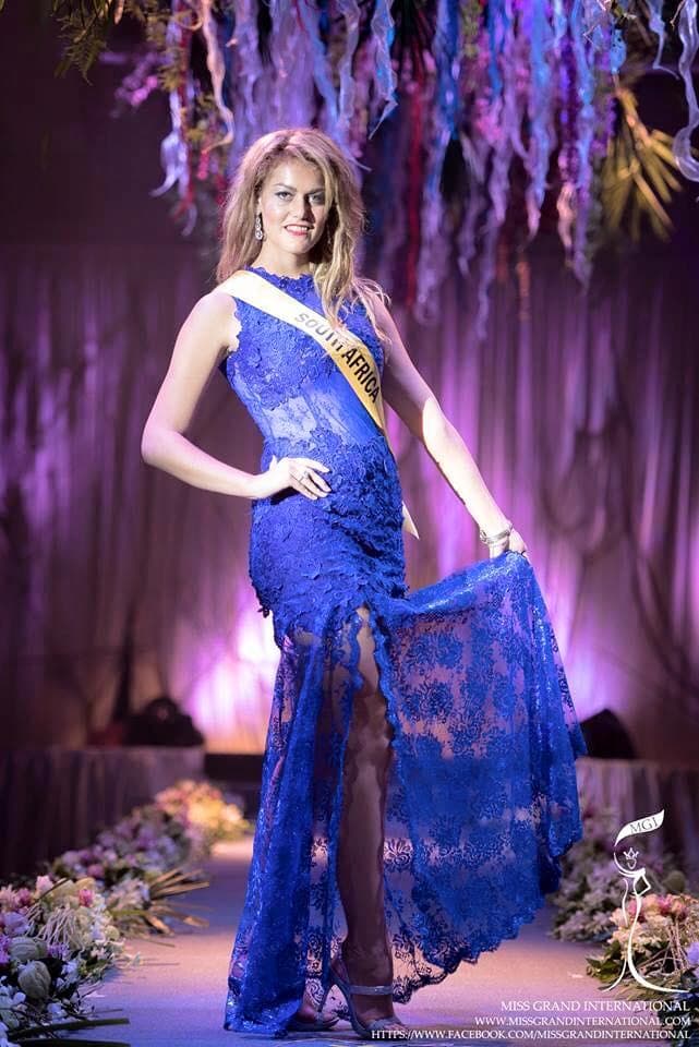 Magdalena Pieterse from South Africa - Finalist Miss Grand International 2015 in Long Gown (Photo Credit: MGI Official)