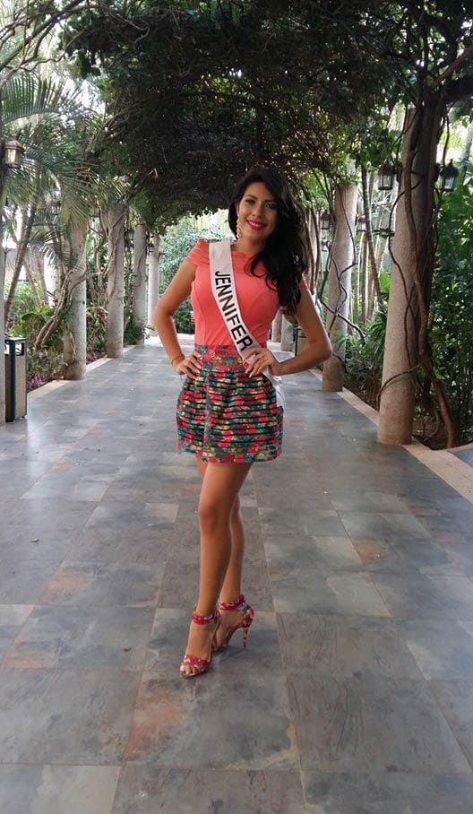 Jennifer Caceres Caballero contestant Miss Mundo Nicaragua 2016