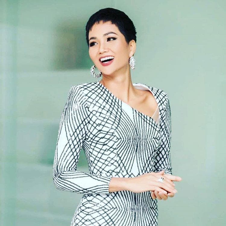 H'Hen Niê Miss Universe Vietnam 2018, Miss Universe 2018 Contestant (Photo Courtesy: Miss Universe/Candidate FaceBook/ Instagram)