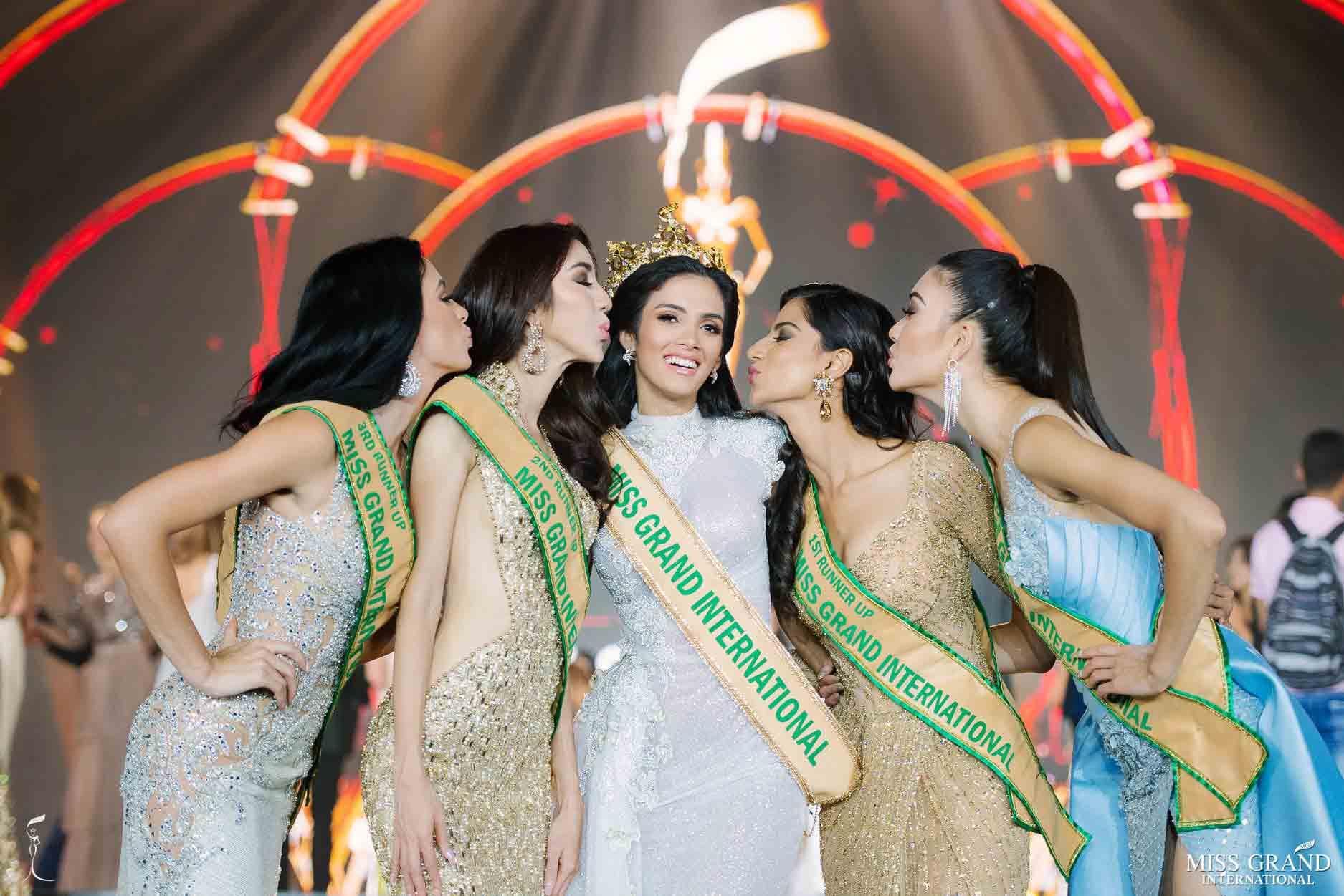 Maria Clara Sosa Perdomo winner Miss Grand International 2018 with her runners-up (Photo Courtesy: MGI Official)