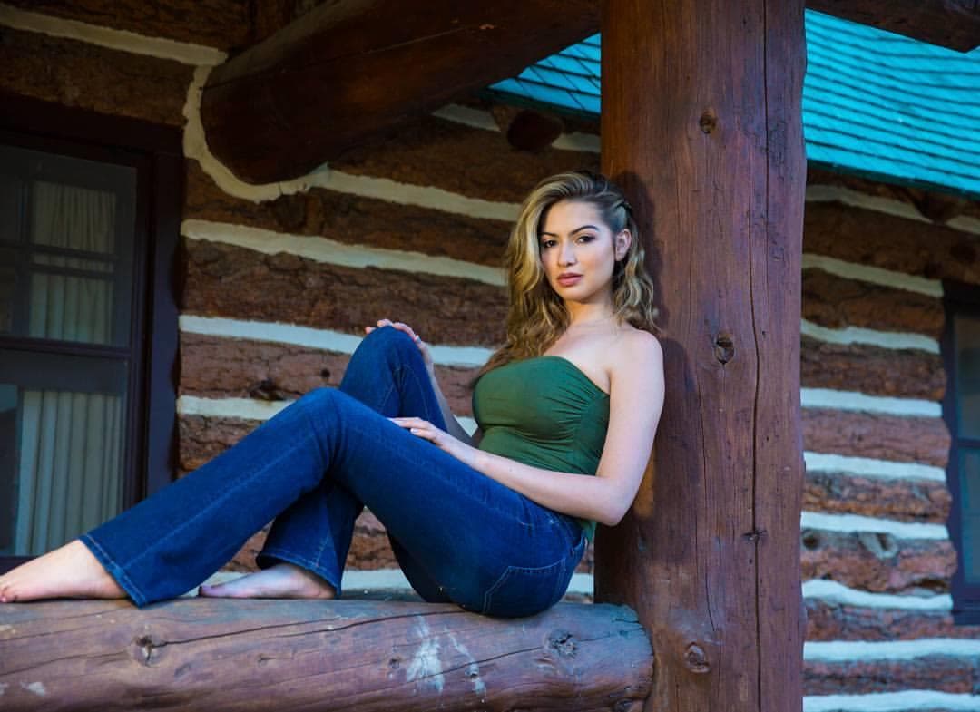 Katerina Villegas - Miss World America 2017 Finalist (Photo Courtesy: Official Facebook)